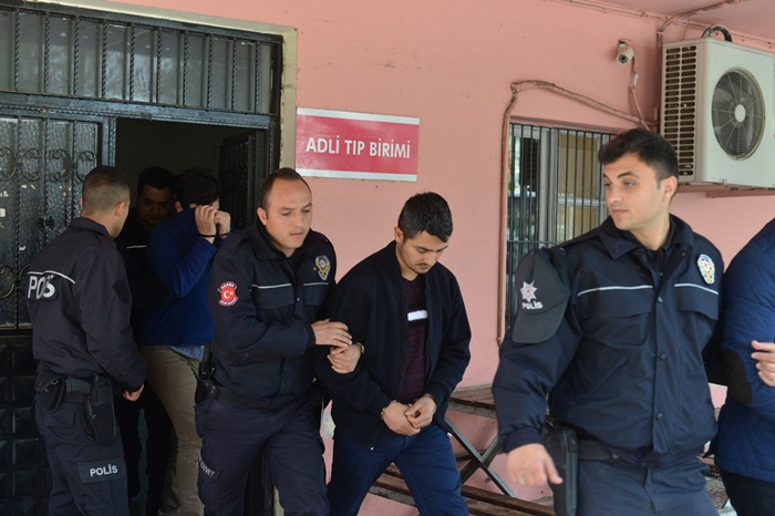 FETÖ'den 8 Milli Savunma Bakanlığı memuru adliyeye sevk edildi