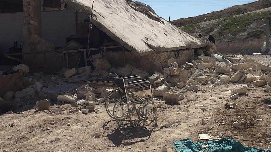 AA, Han Şeyhun'da vurulan hastaneyi görüntüledi