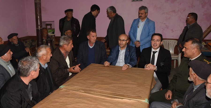 Vali Demirtaş, Kozan’da Vatandaşlarla Buluştu