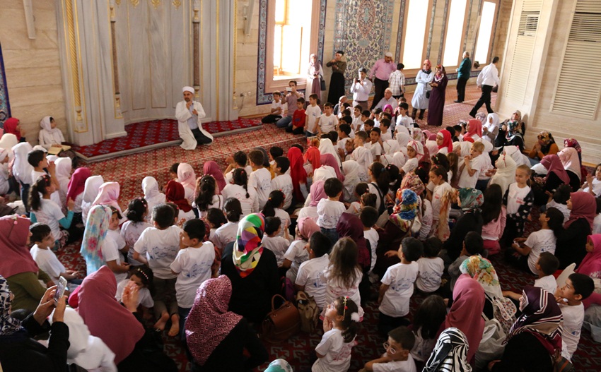 Merkez Cami Çocuklarla Şenlendi..