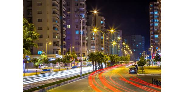 Adana'ya yapılan aydınlatma yatırımları