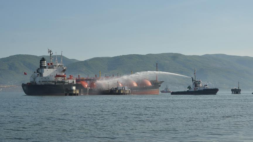 İzmit Körfezi'nde LPG tankerinde yangın