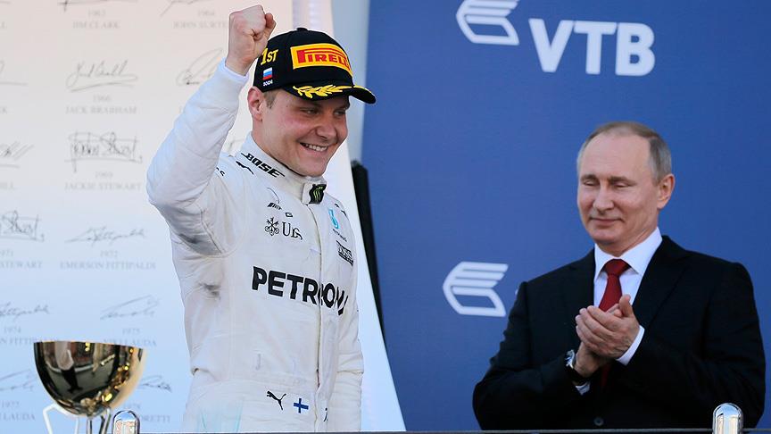 Bottas kariyerinin ilk zaferine ulaştı..