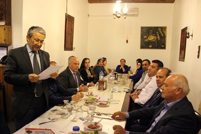 Çaycılıkla başladığı şirketten müdür olarak emekliye ayrıldı