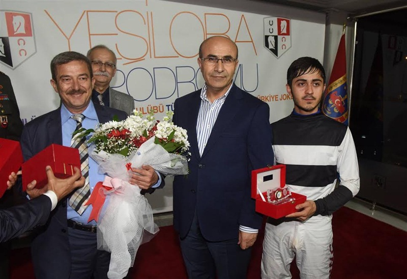 Jandarma Koşusu’nu “ICE PRINCESS” İsimli Safkan Kazandı