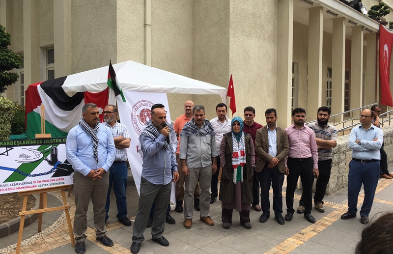 Açlık Grevindeki Filistinli Mahkumları Destekliyoruz