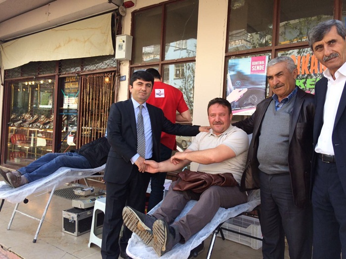 Bir Kan Üç Can Kampanyasına tam destek..