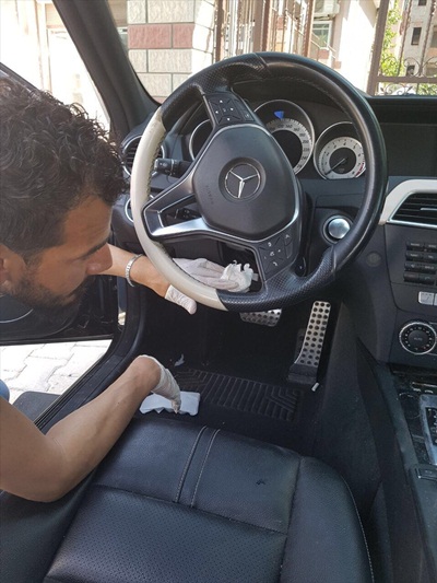 Otomobilin direksiyon kutusundan uyuşturucu çıktı