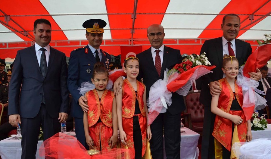 Adana'da 19 Mayıs törenlerle kutlandı..