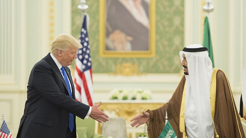 Trump, Katar Emiri Şeyh Al Sani ile telefonda görüştü