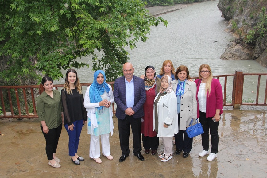 Başkan Eşleri Karaisalı'da Buluştu