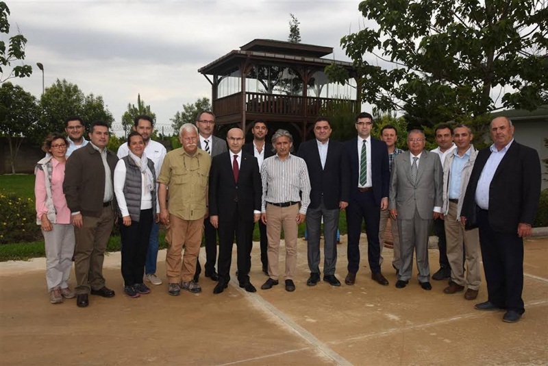 Vali Demirtaş, Adana Turunçgil Üreticileri Birliği Üyeleri İle Bir Araya Geldi