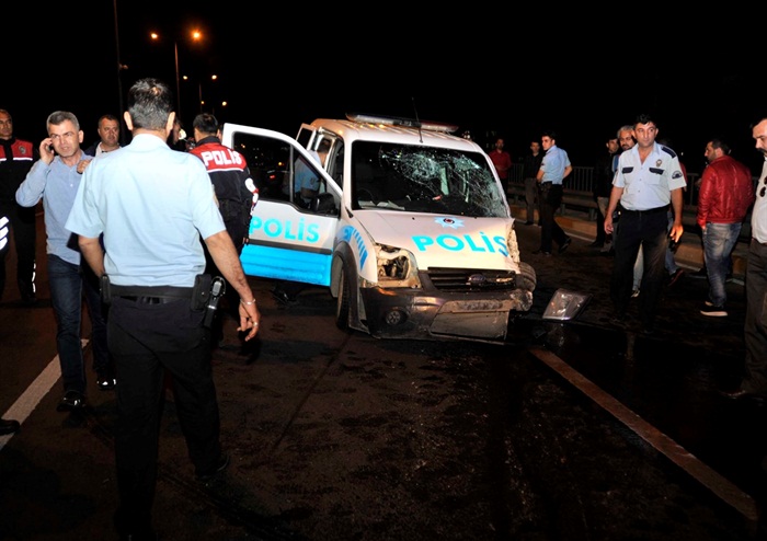 Antalya'da polis ekip otosuyla otomobil çarpıştı: 1 ölü, 5 yaralı 