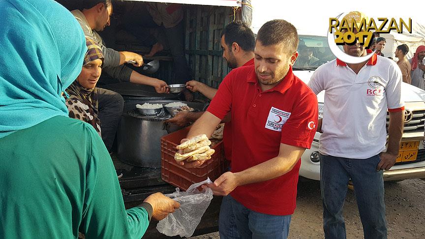 Türk Kızılayı'ndan Irak'taki 6 bin kişiye iftar ve sahur ziyafeti