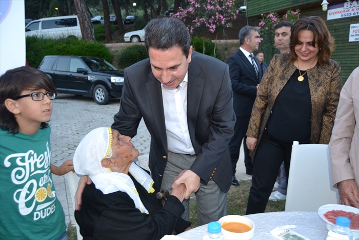 Kozan’da şehit aileleri ve gazilere iftar