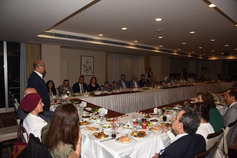 Vali Demirtaş’tan Vali Yardımcısı Cengiz Horozoğlu’na Veda Yemeği