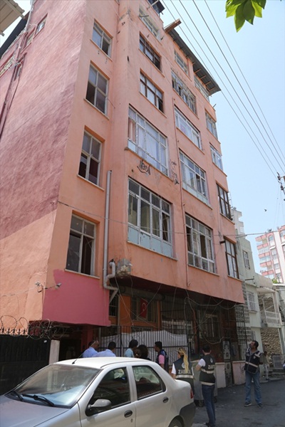 Adana'da kaçak apart otel mühürlendi