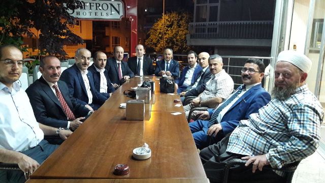 Diyanet sendikaları iftarda bir araya geldi.