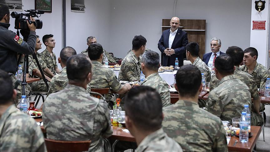 'Askerimizin sağlığı ile ilgili ihmali olan herkesten hesap sorarım..'