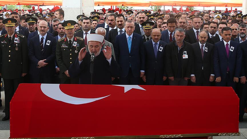 Şehit haberleri için medyaya 'hassasiyet' çağrısı