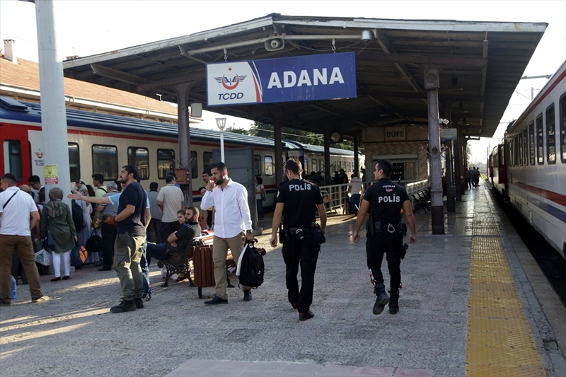 Adana'da bayram öncesi huzur uygulaması
