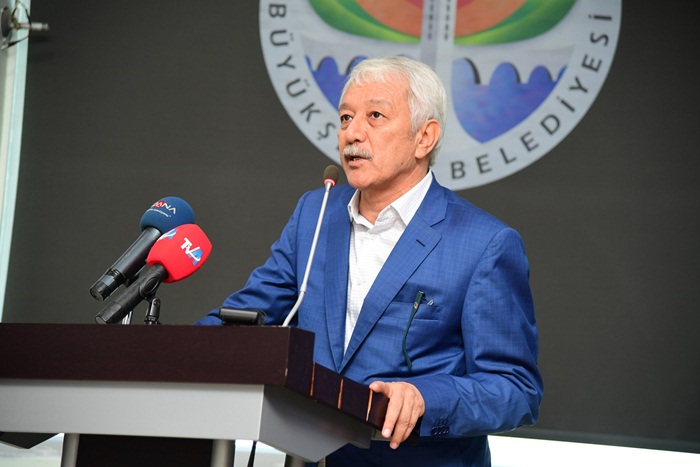 Adana Büyükşehir Belediyesi’nde İnsan Hakları Günü konuşuldu  