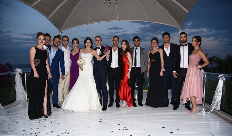 Reyhanioğlu ve Telkıran ailesinin mutluluğu