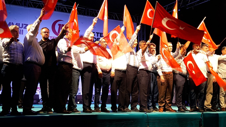 Vali Demirtaş, 'Yiğit Adanalı'lara Teşekkür Etti..