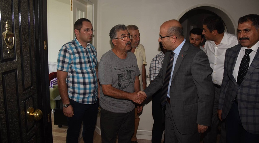 Vali Demirtaş’tan Ersöz Ailesine Taziye Ziyareti