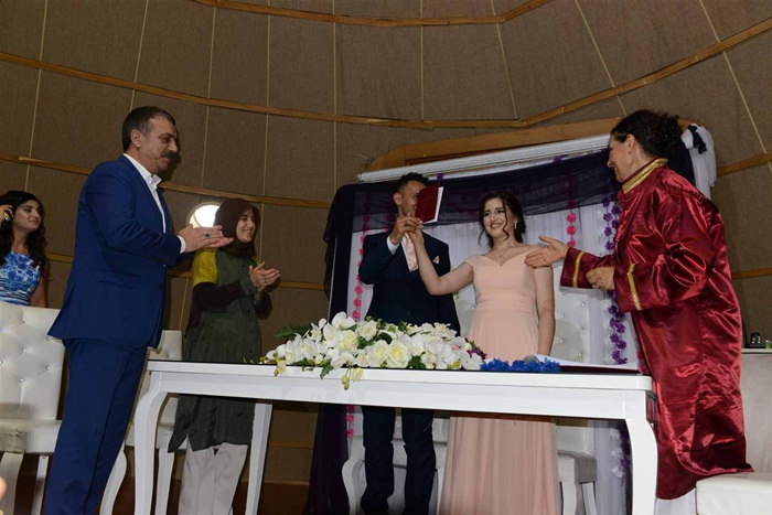 Beyhan Demirtaş, “Nikâh Şahitliği” Yaptı