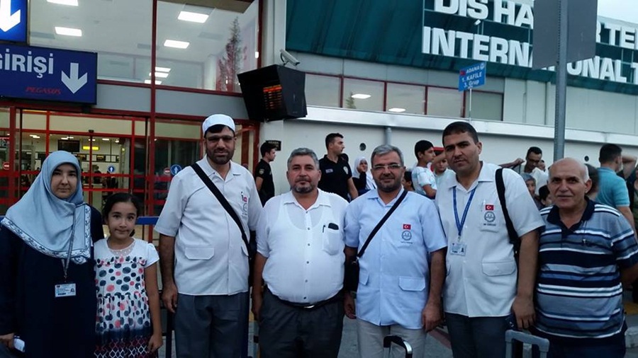 Adana'da ilk hac kafilesi dualarla uğurlandı