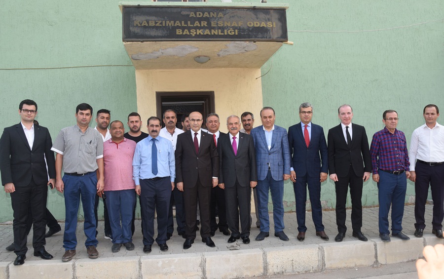 Vali Demirtaş, Sebze Hali Esnafının Talep ve Beklentilerini Dinledi..