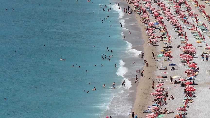 Antalya'ya gelen yabancı turistte tüm zamanların rekoru