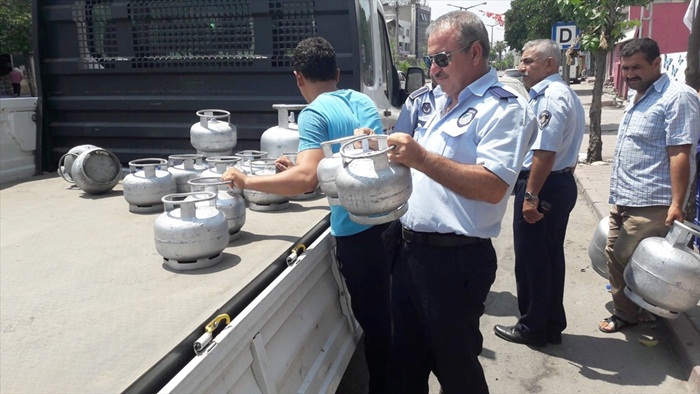 Adana'da kaçak tüp operasyonu 