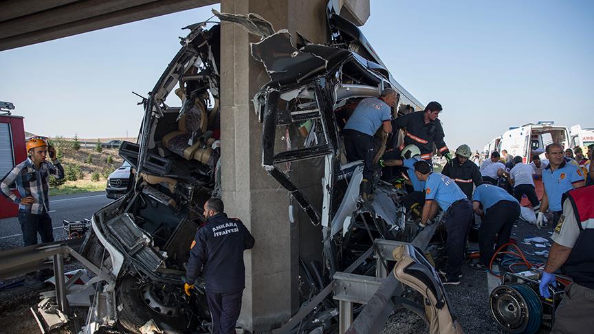 Bayram tatilinde trafik kazaları 103 can aldı