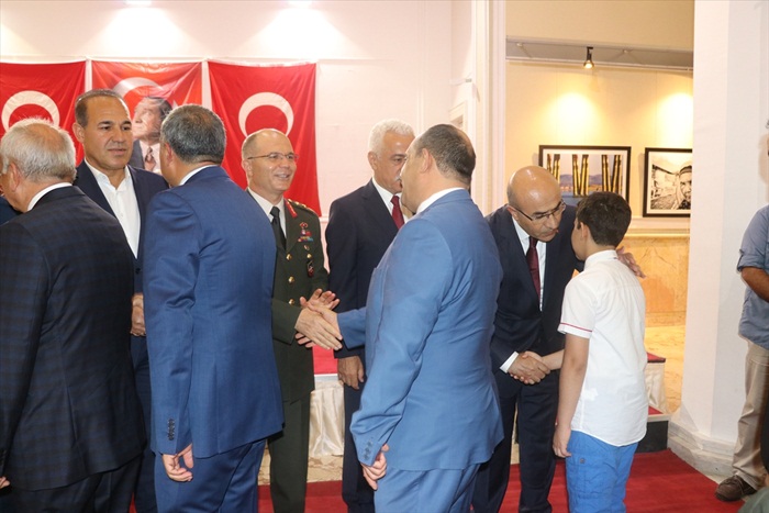Vali Demirtaş'ın katılımıyla bayramlaşma..