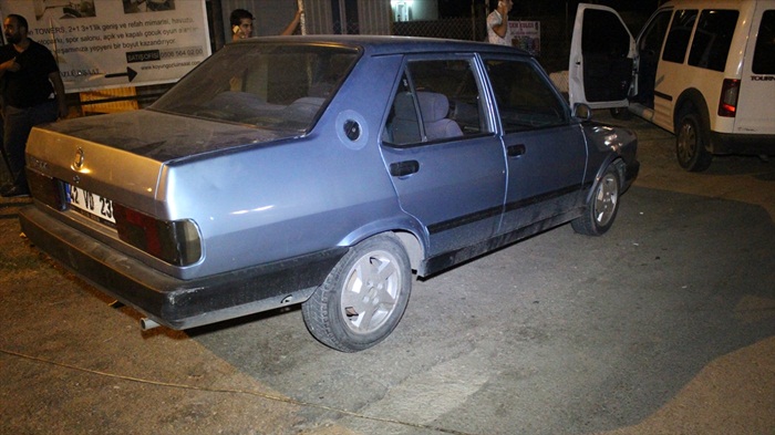 Adana'da çalınan otomobil terk edilmiş halde bulundu