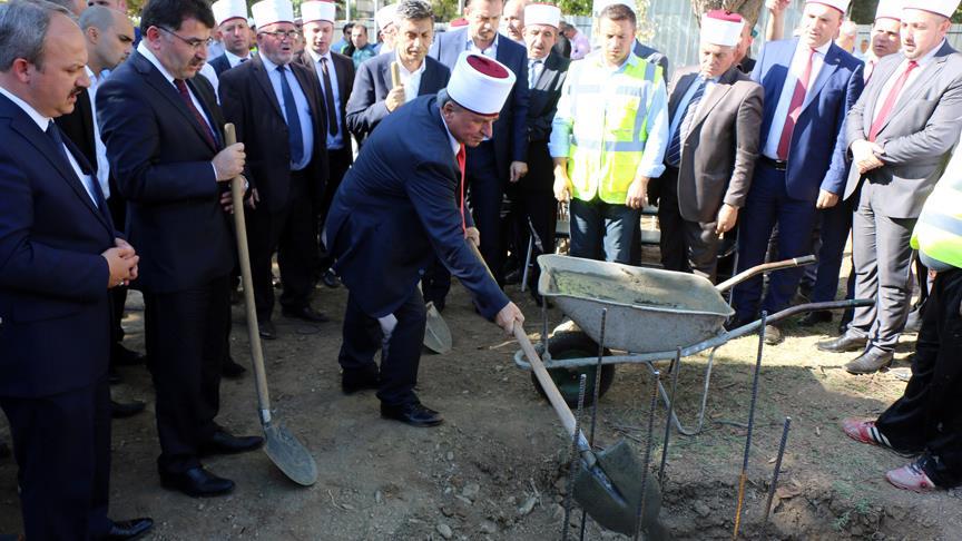 Üsküp'teki Tophane Merkez Camisi'nin temeli atıldı