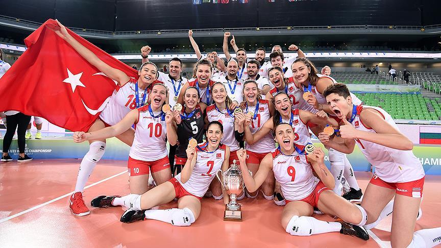 Voleybol: Dünya 23 Yaş Altı Kadınlar Şampiyonası'nda Türkiye şampiyon oldu