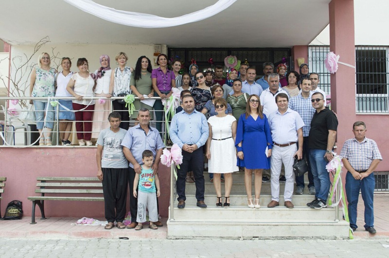 "Adana Kız Lisesi Pansiyonunda Kalacak Öğrencilere Bandolu Karşılama"