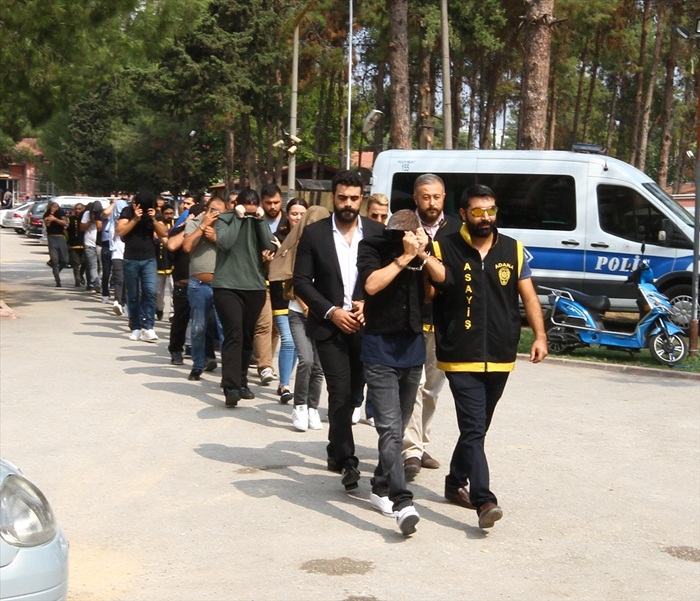 "Eskort sitelerine" yönelik 14 ildeki operasyon