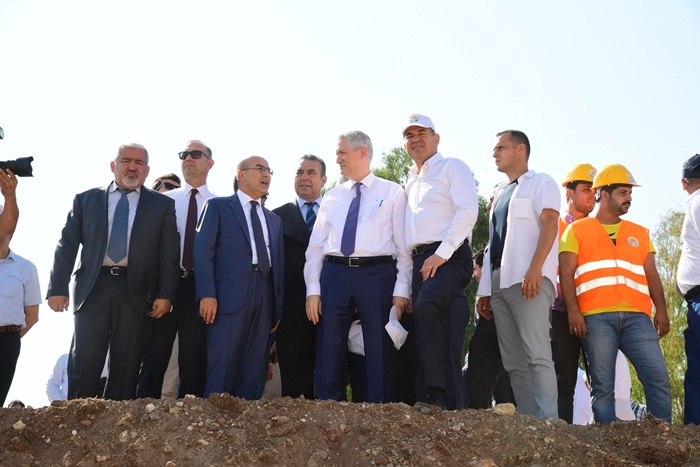 Yeni Yolların Tamamlanmasıyla Üniversite Bölgesine Erişim ve Trafik Sorunu Ortadan Kalkacak.