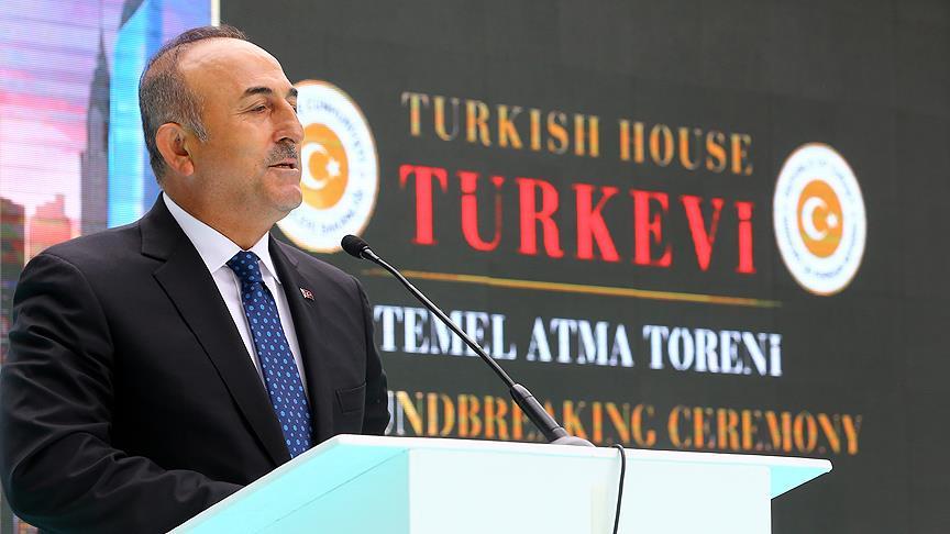 Çavuşoğlu, Washington'da tutuklu 2 Türk'ü ziyaret etti