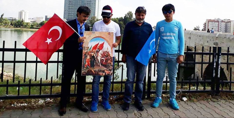 Sincan Uygur Özerk Bölgesi'ndeki uygulamalara tepkiler