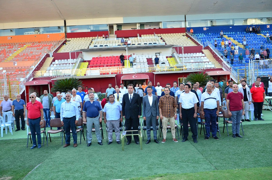 Adana’da Yeni Futbol Sezonu Açılışı ve Kupa Töreni Gerçekleştirildi