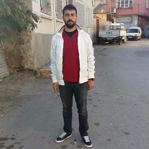 Aracın lastiğini kesip yardım bahanesiyle 43 bin lira çaldı