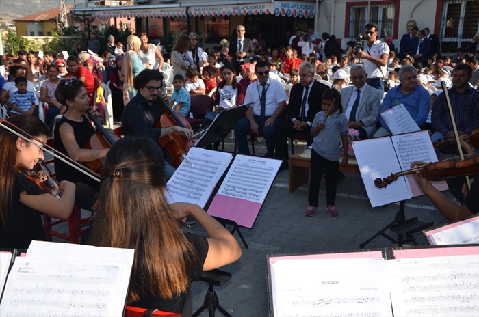 İlkokulda senfoni konseri 