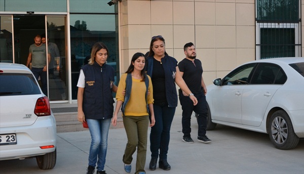 Terör örgütü şüphelisi anne ile kızı yakalandı