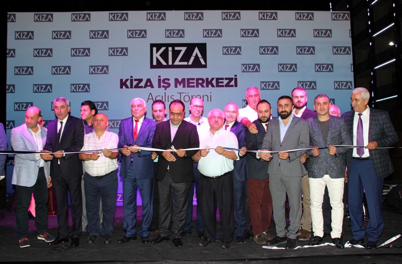 Kiza İş Merkezi törenle açıldı..