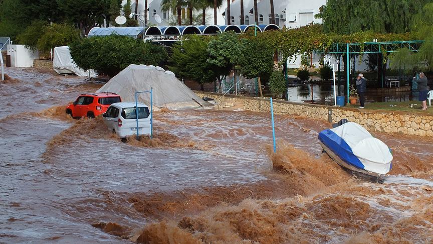 Mersin'de yarın okullar tatil..